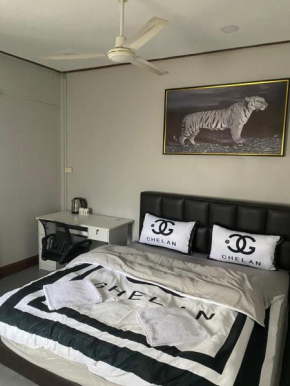 Batman guesthouse